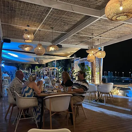 Anastasia Waterpark Готель 4*